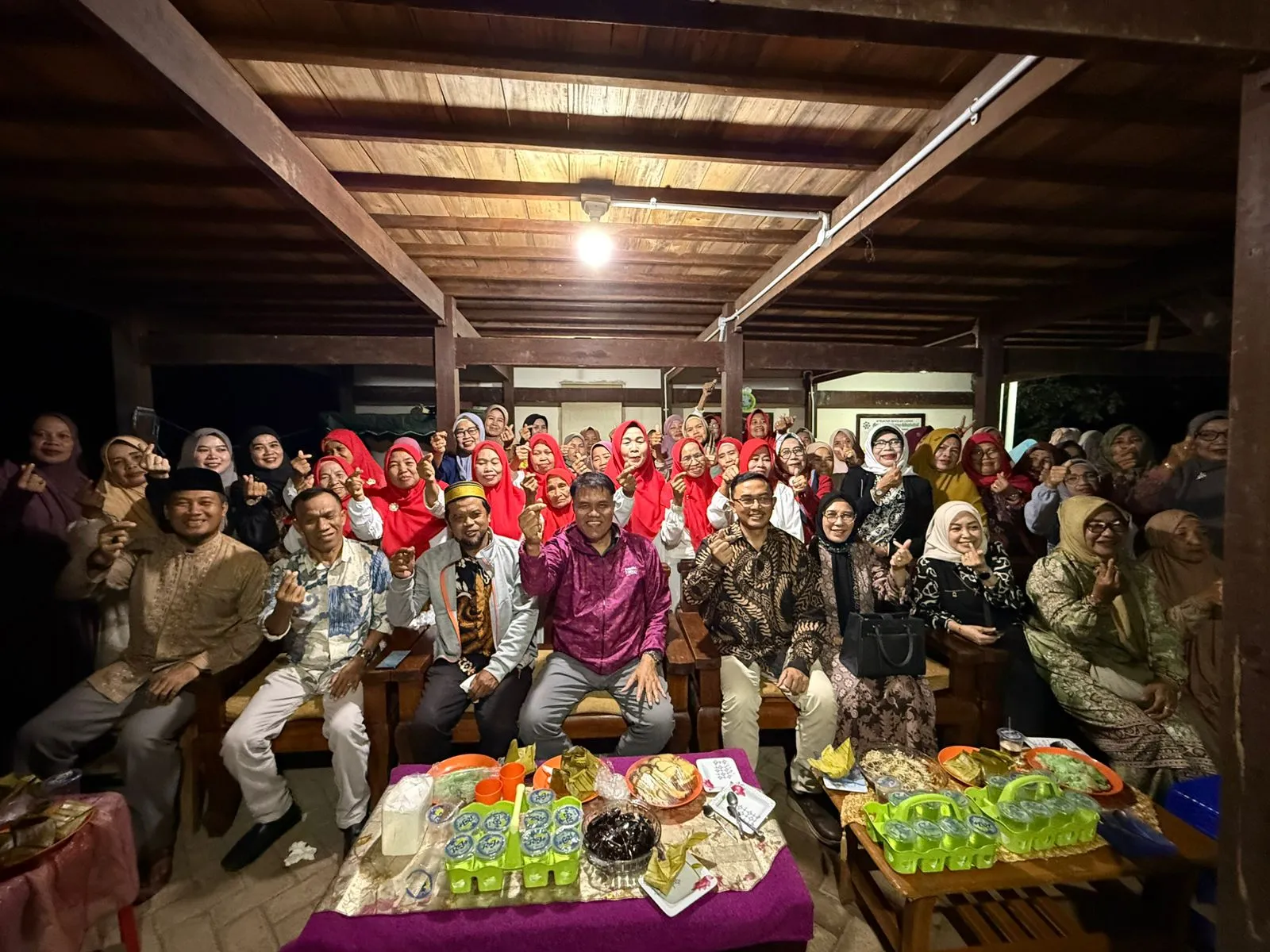 Sekolah Lansia Anrong Salama Sikatutui Gelar Ramah Tamah, Perkuat Kebersamaan Antar Peserta